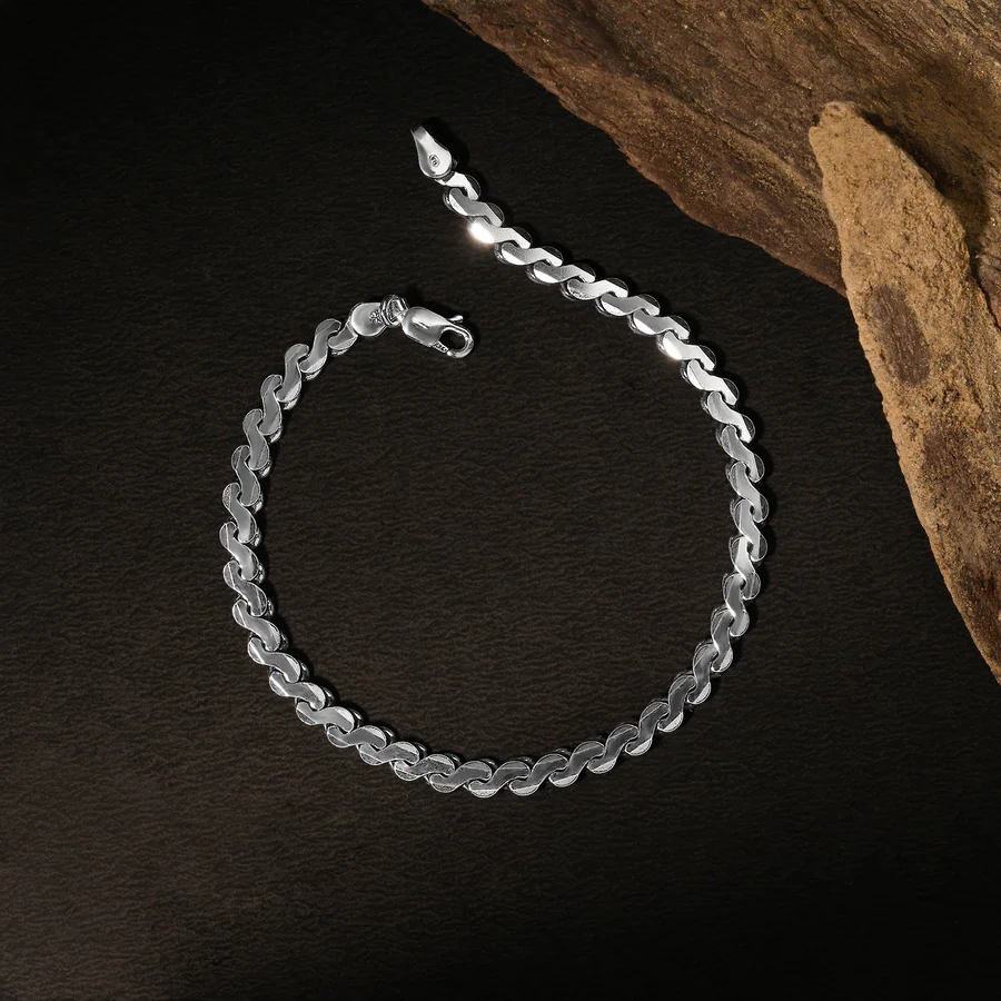 j25 Sculpted Links Silver Bracelet - Image 1