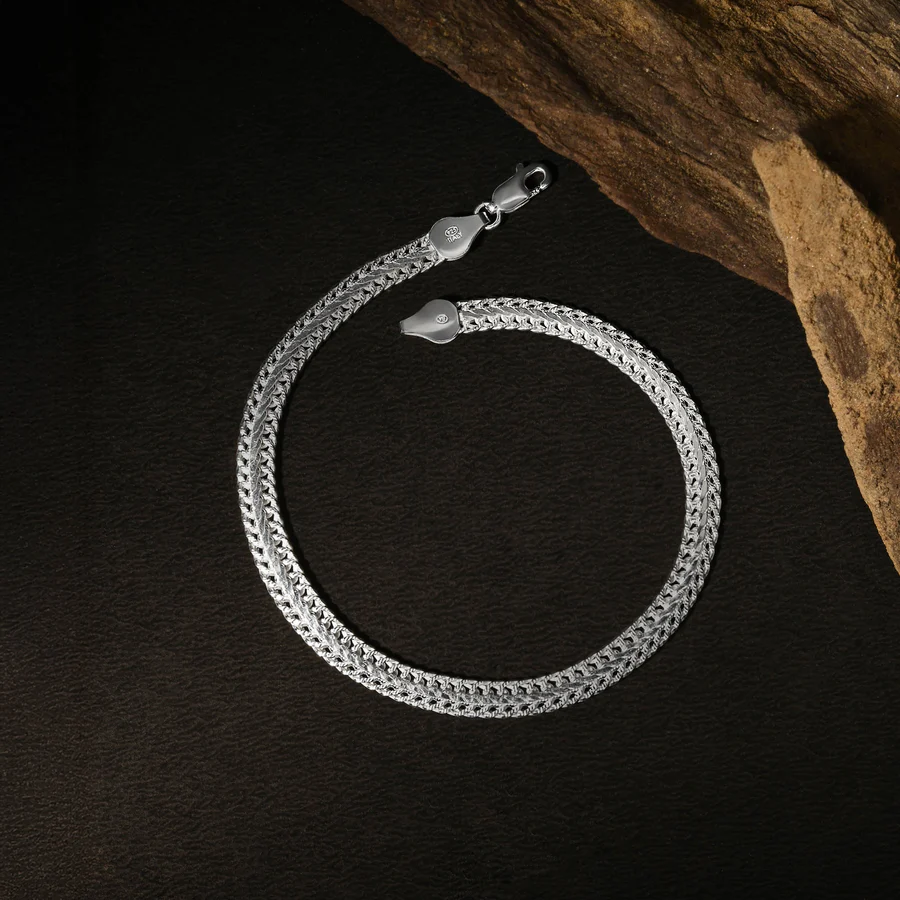 j27 CoreLink Silver Chain Bracelet - Image 1