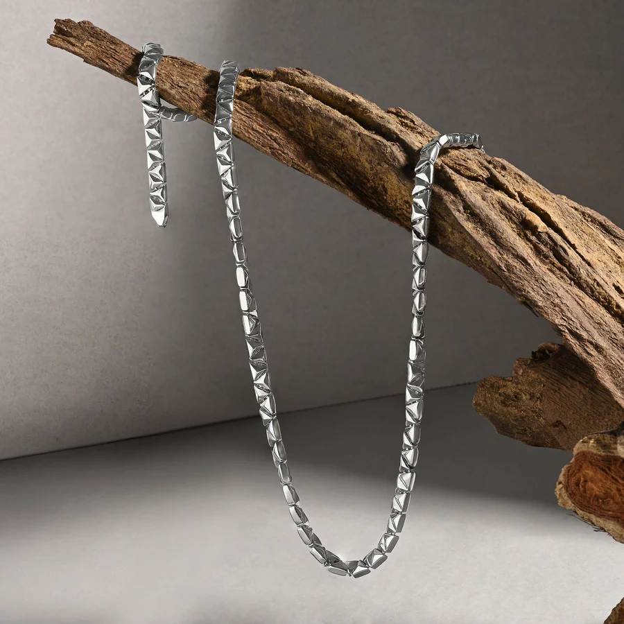 j31 Faceted Link Silver Chain - Image 1