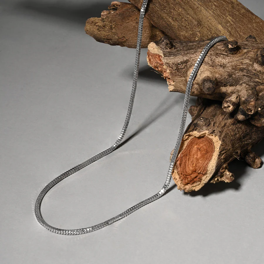 j32 Dune Mesh Silver Chain - Image 1