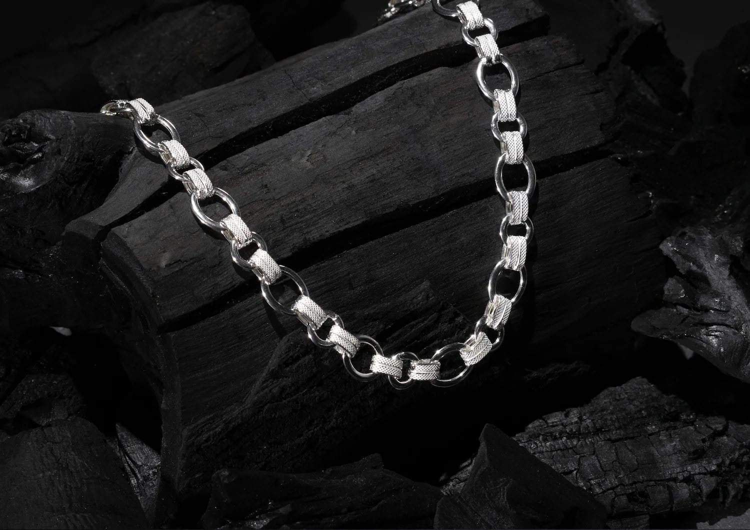 soli Solid Weave Cable Link Chain - Image 1